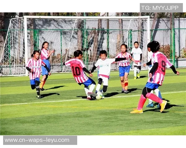 足球小将游戏键盘带你体验真实足球乐趣与激情的完美结合 足球小将游戏键盘带你体验真实足球乐趣与激情的完美结合